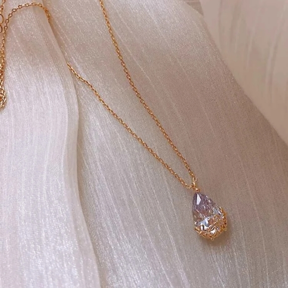 *Buttercup* Pendant Necklace - Picture 2 of 6